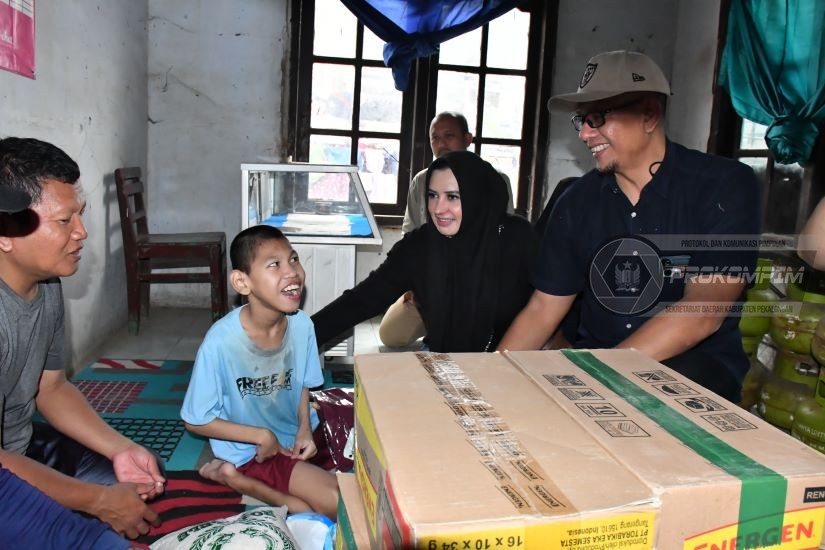 Bupati Fadia Kunjungi Ridho Adelian, Ana,..
