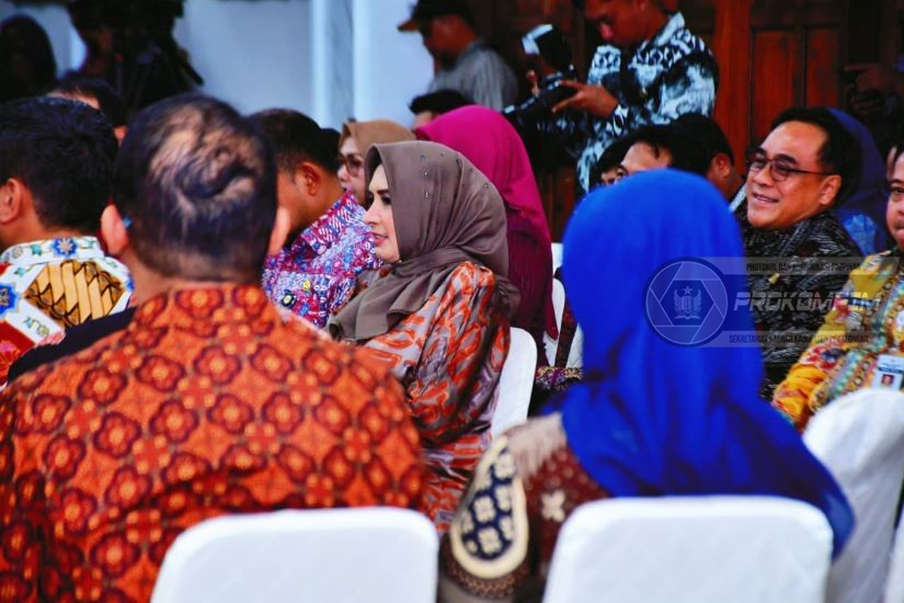 Bupati Fadia dan Forkopimda Hadiri Pembu,..