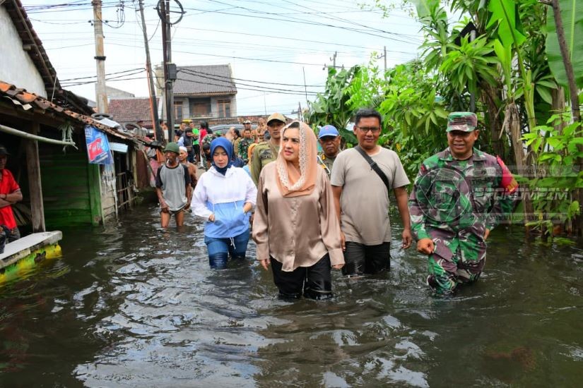 Bupati Fadia Tinjau Langsung Pengungsian,..