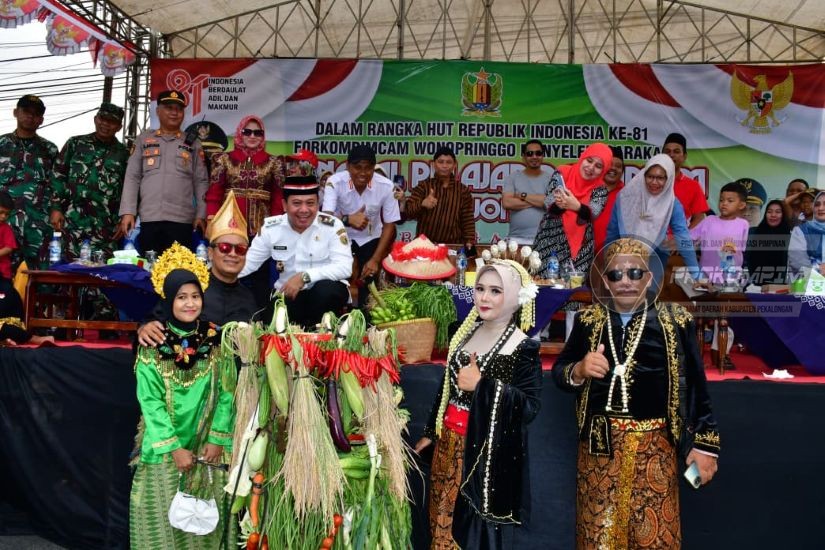 Karnaval Wonopringgo Tampilkan Kreativit,..