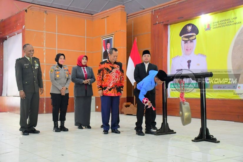 Fasilitasi Pencari Kerja, Pemkab Pekalon,..