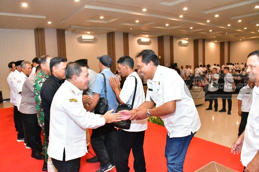 Plt. Bupati Pekalongan Minta Camat dan K,..