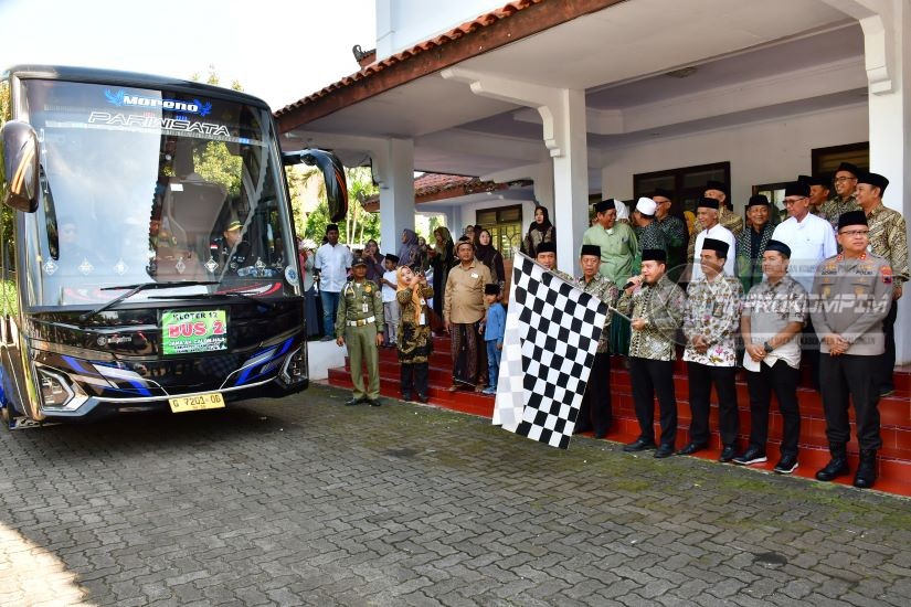 Lepas Calon Jamaah Haji, Plt Bupati Suki,..