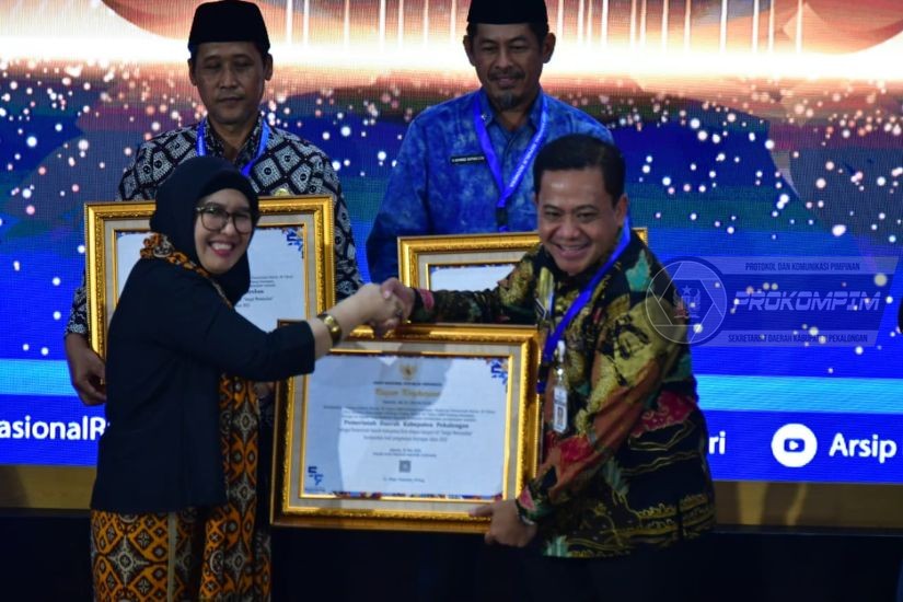 Pemkab Pekalongan Raih Penghargaan “Sa,..