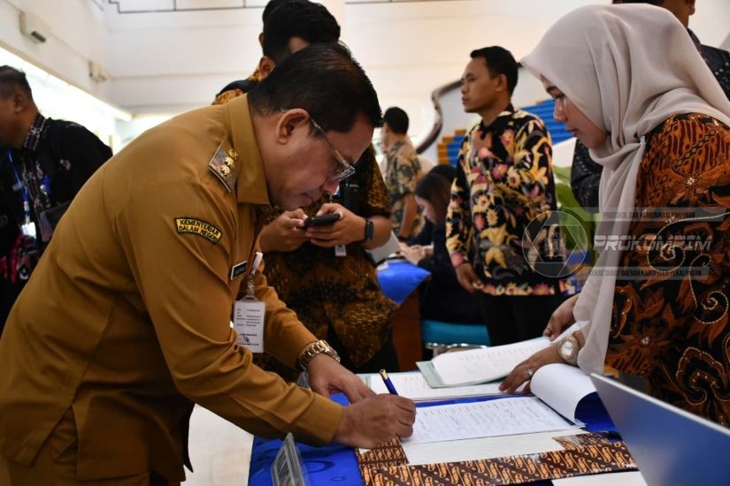 Plt. Bupati Sukirman Ikuti Rakor Penguat,..