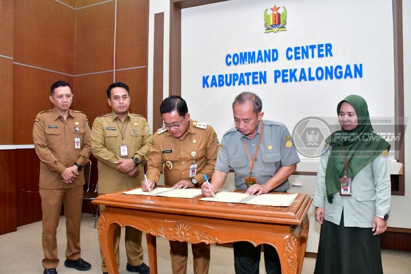 Plt. Bupati Sukirman Teken MoU Program Y,..