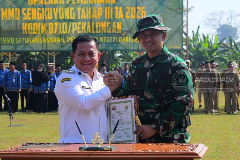 Plt. Bupati Sukirman Buka TMMD Sengkuyun,..