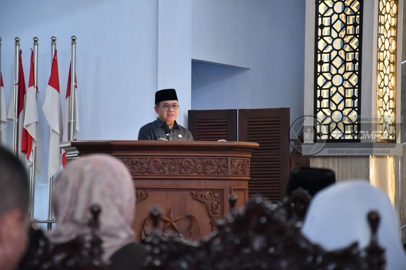 Wabup Sukirman Sampaikan Jawaban atas Pa,..
