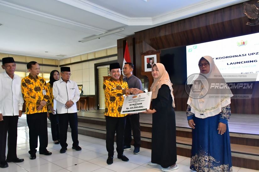 Pemkab Pekalongan dan Baznas Launching Program Z-Mart untuk Pemberdayaan Mustahik